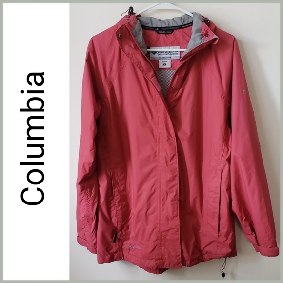 Columbia Jackets & Blazers - 🌷 FINAL PRICE Columbia Titanium Jacket M